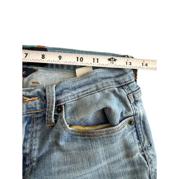 LUCKY BRAND Light Wash Distressed Sofia Crop Jeans Size 2 / 26 - Picture 6 of 8